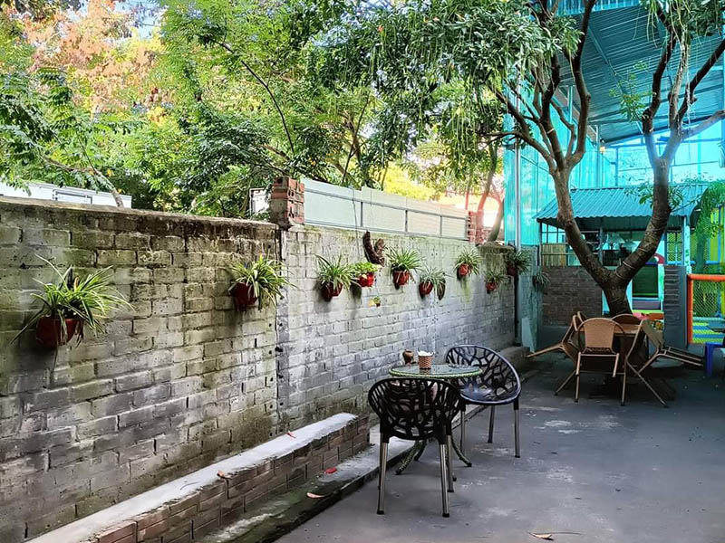 Quán Cafe HT- 264 Phan Đăng Lưu