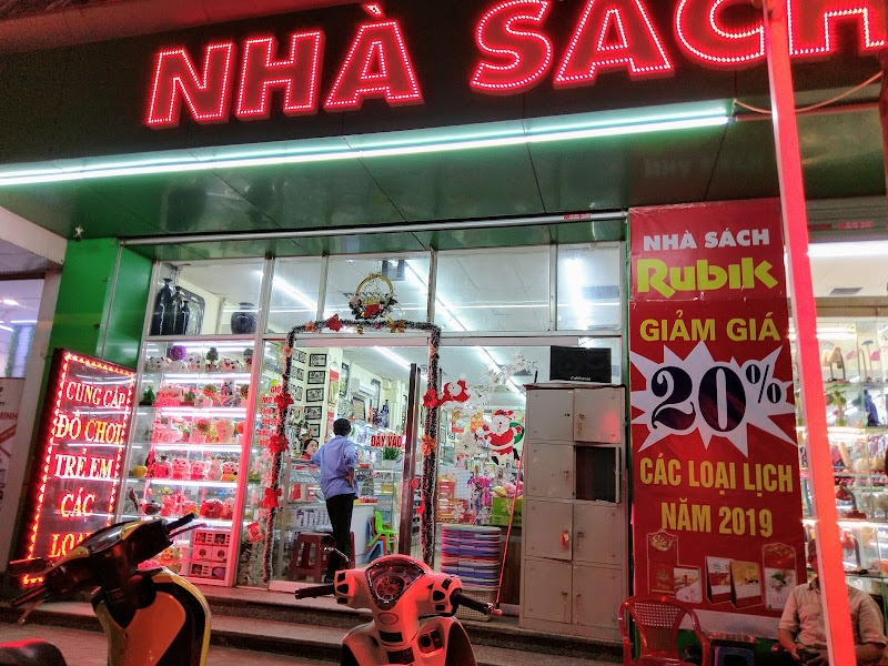 Nhà Sách Rubik – Số 71 Đường Trần Nguyên Hãn