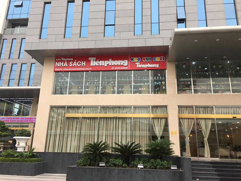 Nhà Sách Tiền Phong – Số 268 Đường Trần Nguyên Hãn